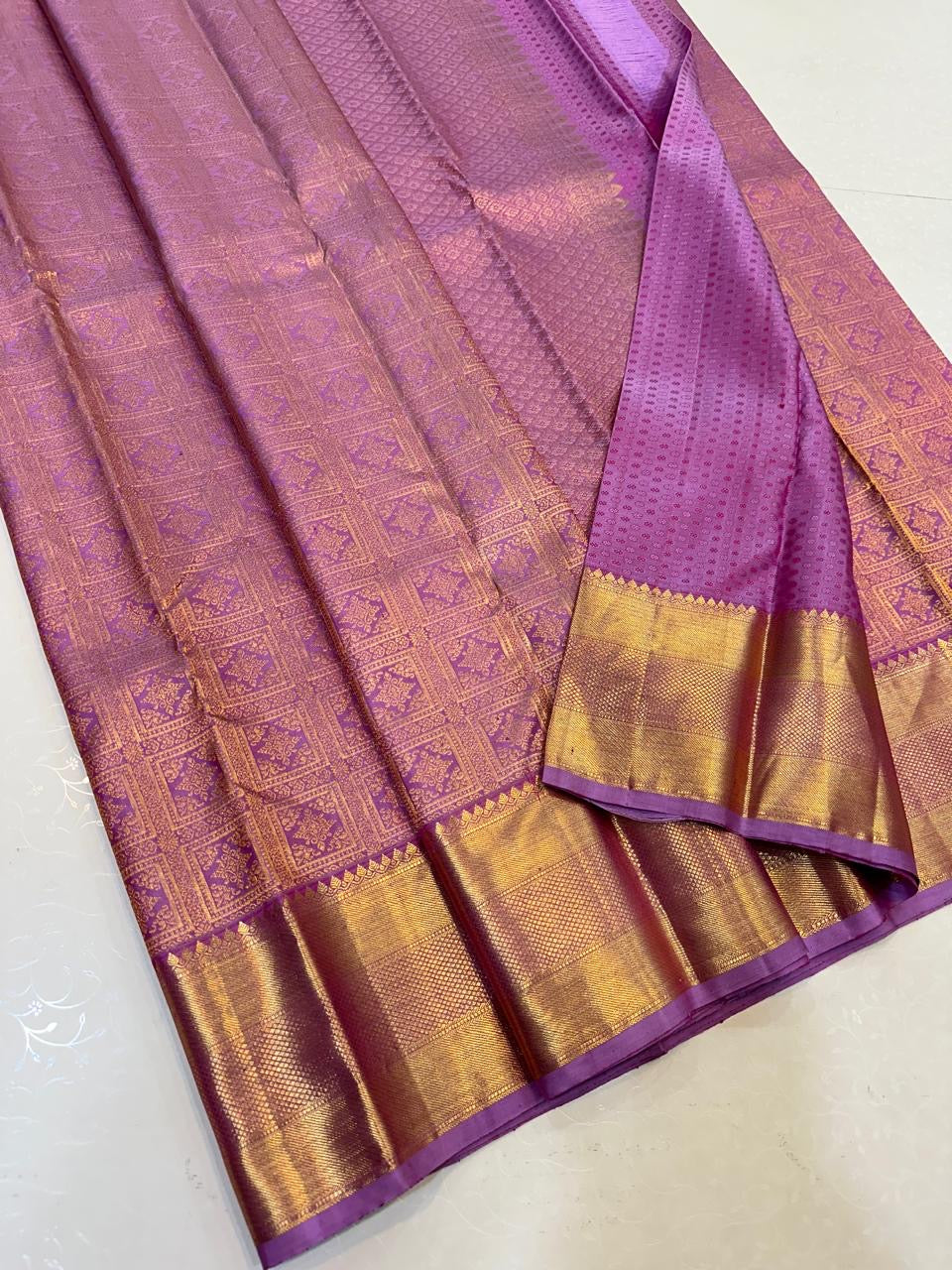 Classic Onion Pink Elegance Kanchipuram Handloom Silk Saree SS24704