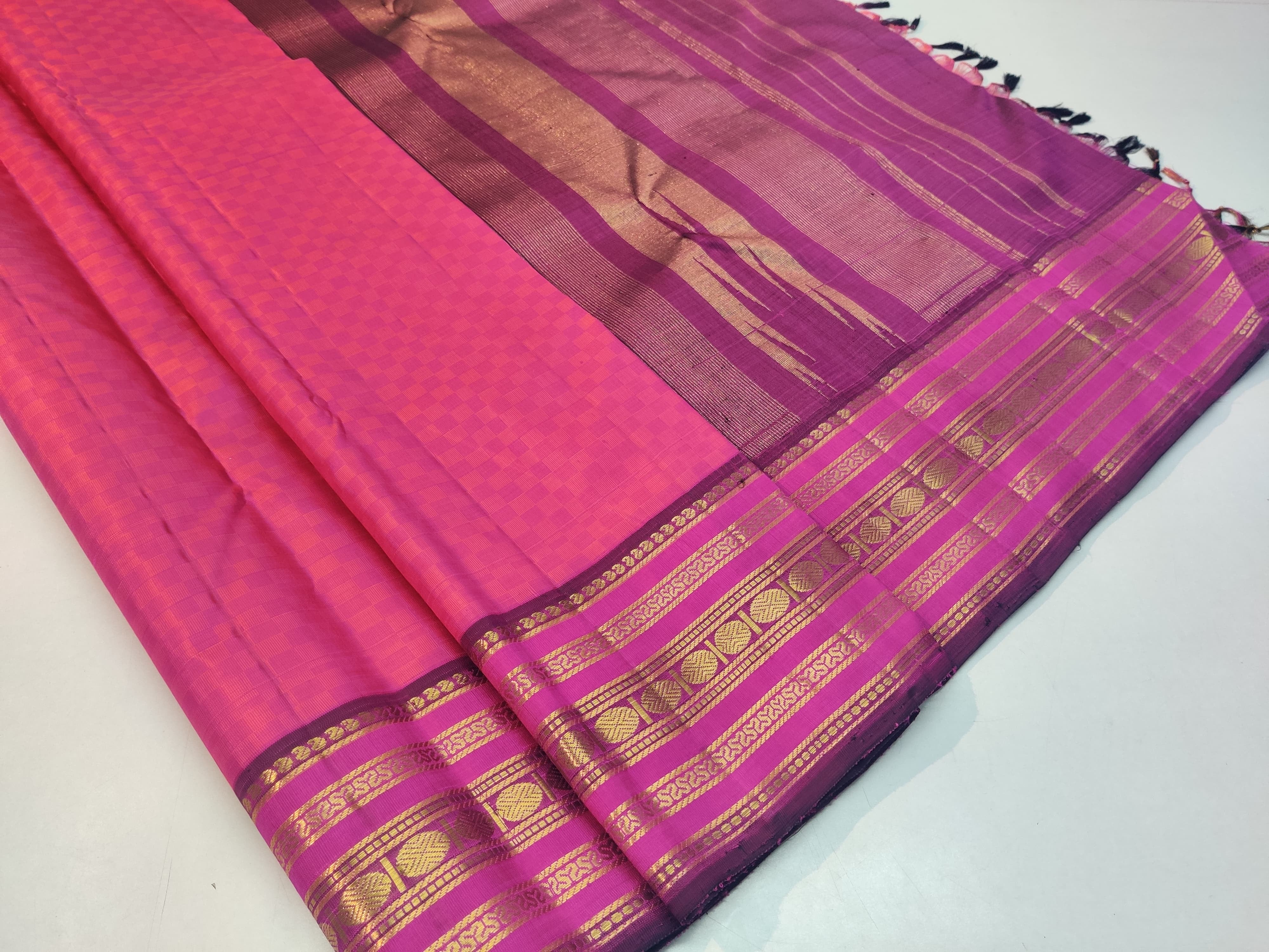 Classic Creamy Pink Elegance Kanchipuram Silk Saree SS23831