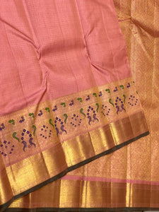 Classic Peach 2gm Zari Paithani Vaira Oosi Checks Kanchipuram Handloom Silk Saree SS26508