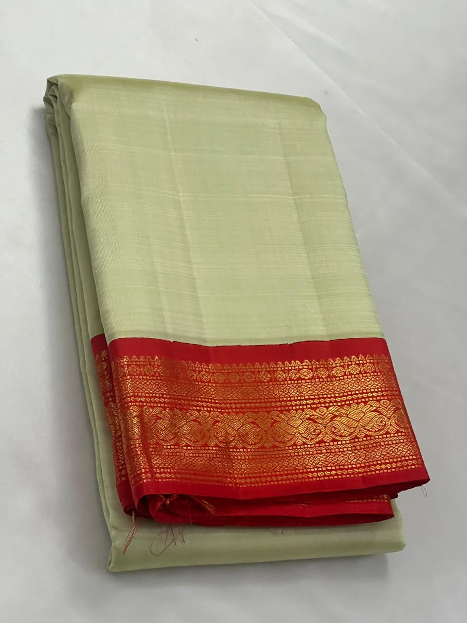 Classic Light Pista Green & Brick Red 2gm Zari Kanchipuram Handloom Silk Saree SS26498
