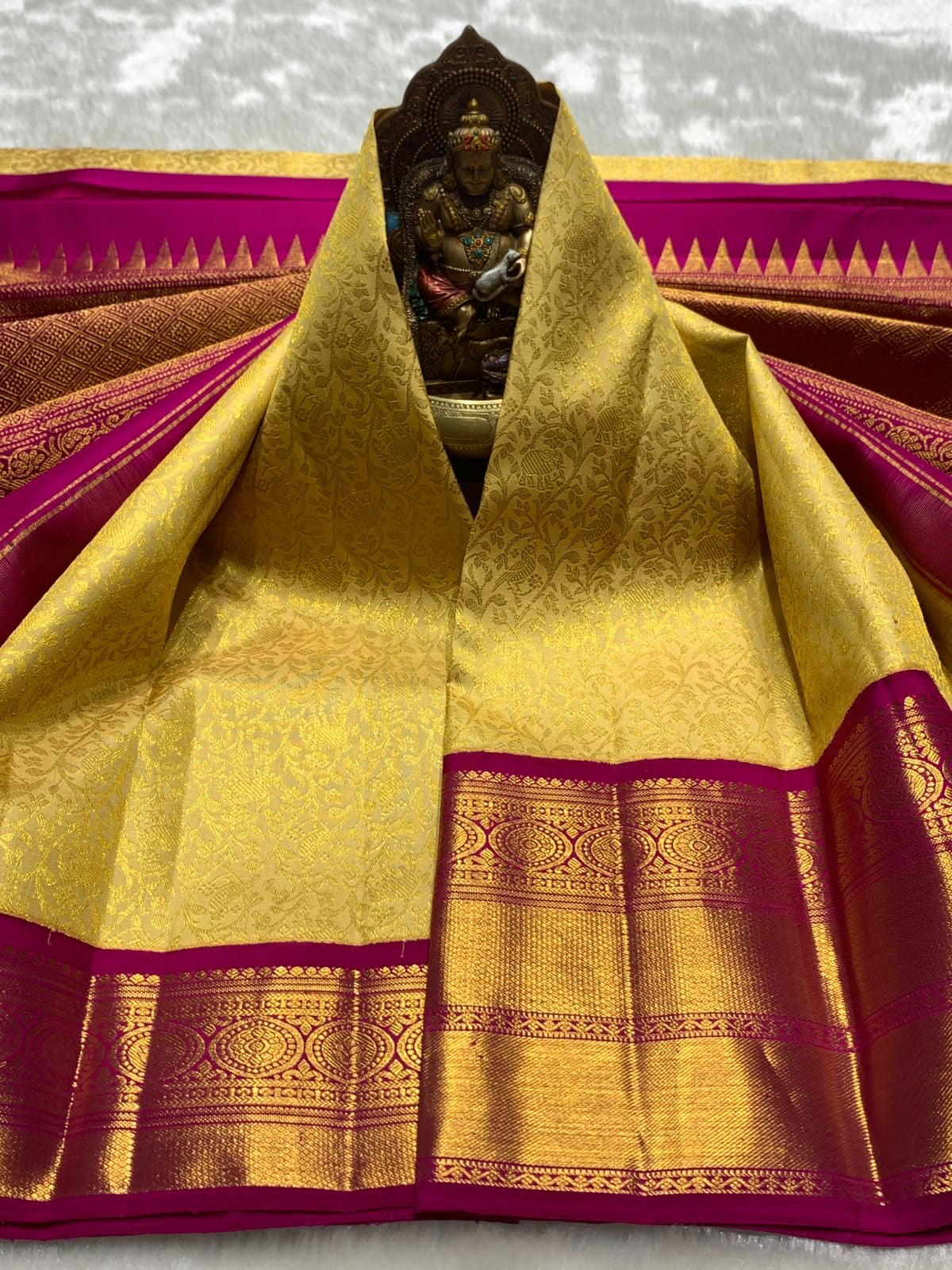 Classic Yellow & Pink 2gm Zari Bridal Elegance Kanchipuram Handloom Silk Saree SS25272