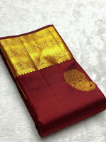 Load image into Gallery viewer, Classic Chestnut Brown 2gm Zari Elegance Kanchipuram Silk Saree SS24015
