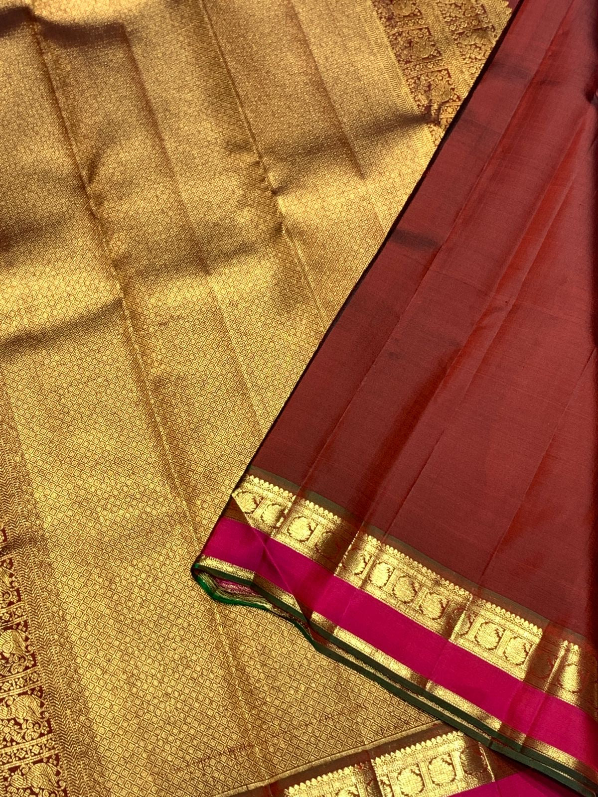 Classic Coffee Brown & Deep Pink 2gm Zari Bridal Elegance Kanchipuram Handloom Silk Saree SS25269