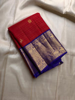 Load image into Gallery viewer, Classic Chilli Red &amp; Royal Blue Kanchipuram Handloom Silk Saree SS26026
