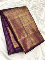 Load image into Gallery viewer, Classic Berry Plum 2gm Zari Vaira Oosi Check Butta Elegance Kanchipuram Handloom Silk Saree SS23618
