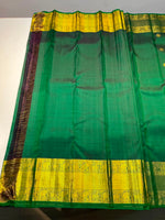 Load image into Gallery viewer, Classic Emerald Green Bridal Elegance Kanchipuram Handloom Silk Saree SS28064
