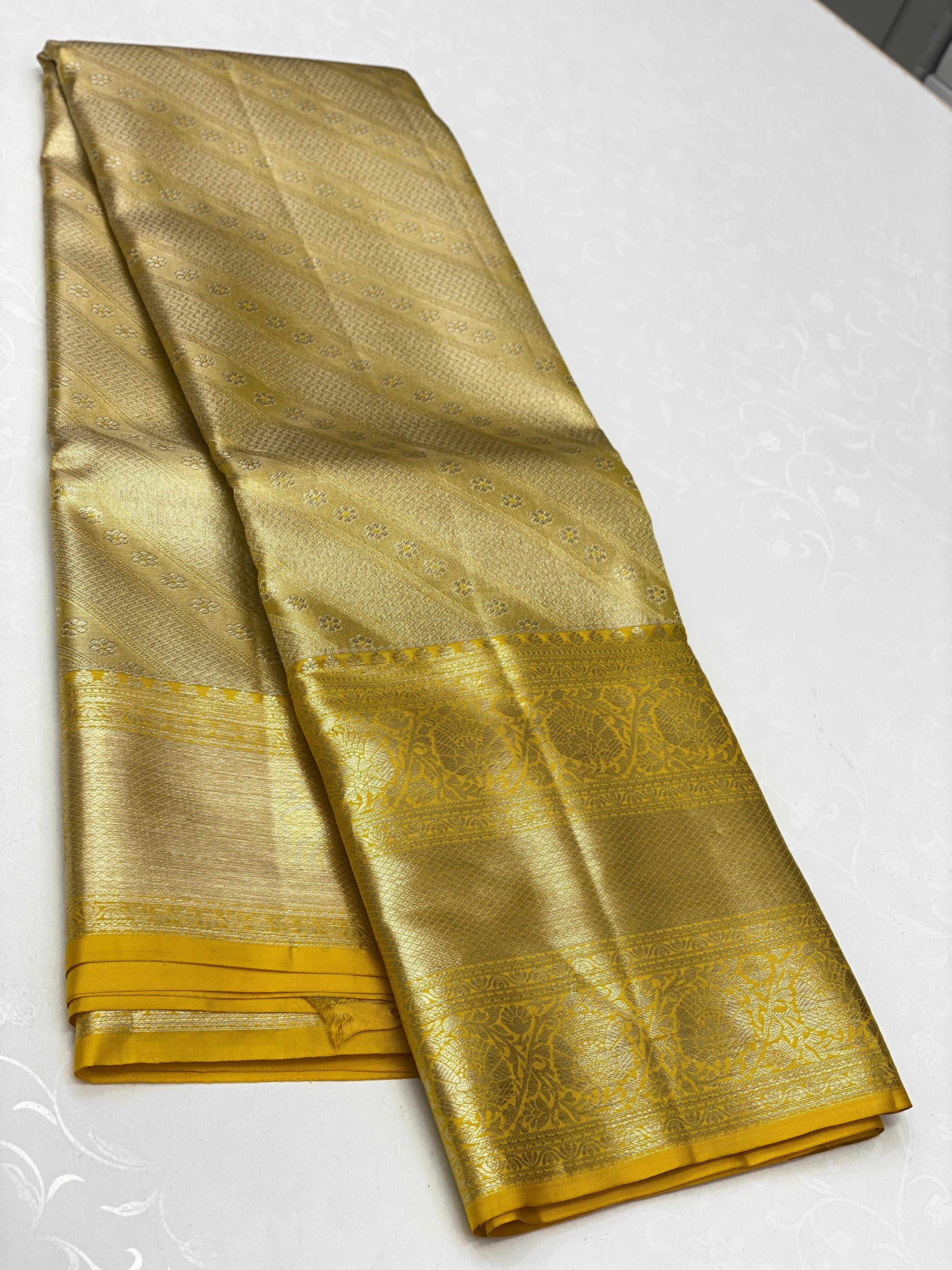 Classic Golden Yellow Beige Bridal Elegance Kanchipuram Handloom Silk Saree SS23924