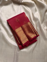 Load image into Gallery viewer, Classic Ruby Pink 3gm Gold Zari Bridal Elegance Kanchipuram Handloom Silk Saree SS23615
