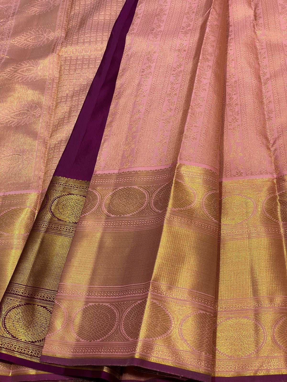 Classic Creamy Pink & Vadamalli Brocade 2gm Zari Bridal Elegance Kanchipuram Handloom Silk Saree SS24382