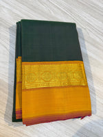 Load image into Gallery viewer, Classic  Dark Green &amp; Yellow Mustard Elegance Kanchipuram Handloom Silk Saree SS24329
