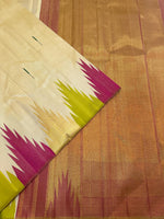 Load image into Gallery viewer, Classic Creamy Mash Beige Temple Border Elegance Kanchipuram Handloom Silk Saree SS27921
