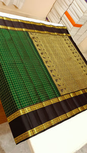 Classic Green & Dark Brown Zari Kattam & Rettai Pet Border Elegance Kanchipuram Handloom Silk Saree SS25337