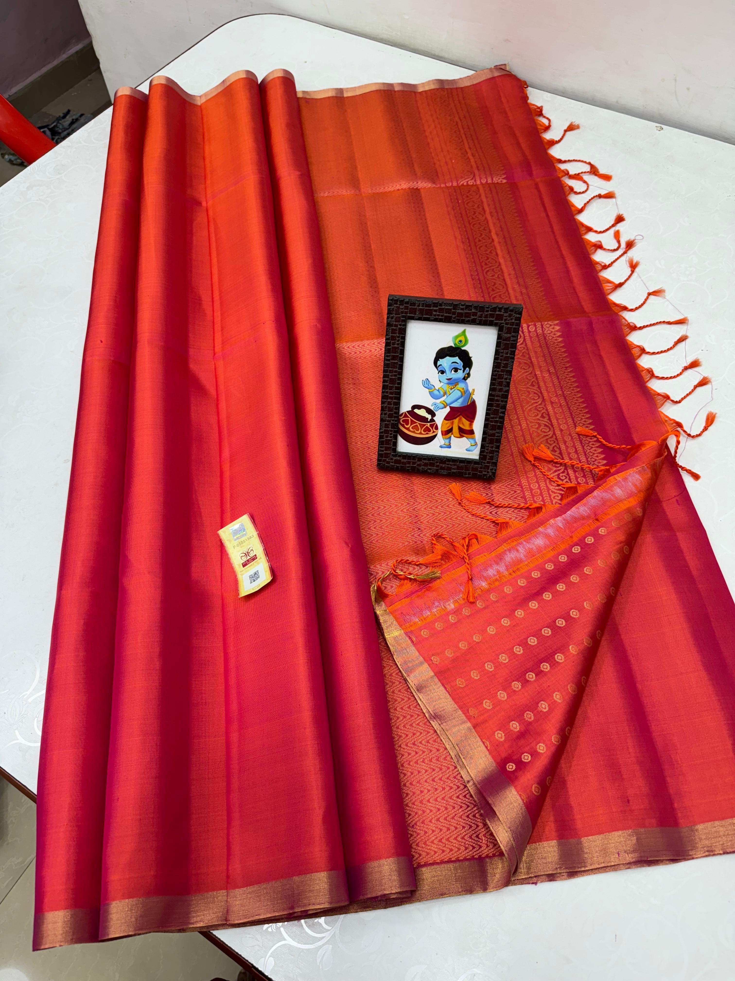 Classic Tangerine Orange Elegance Handloom Soft Silk Saree SS24124