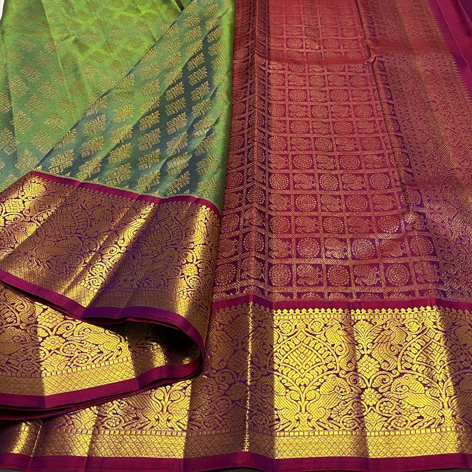 Shaded Olive Green & Berry Purple 2gm Zari Bridal Elegance Kanchipuram Handloom Silk Saree SS20159