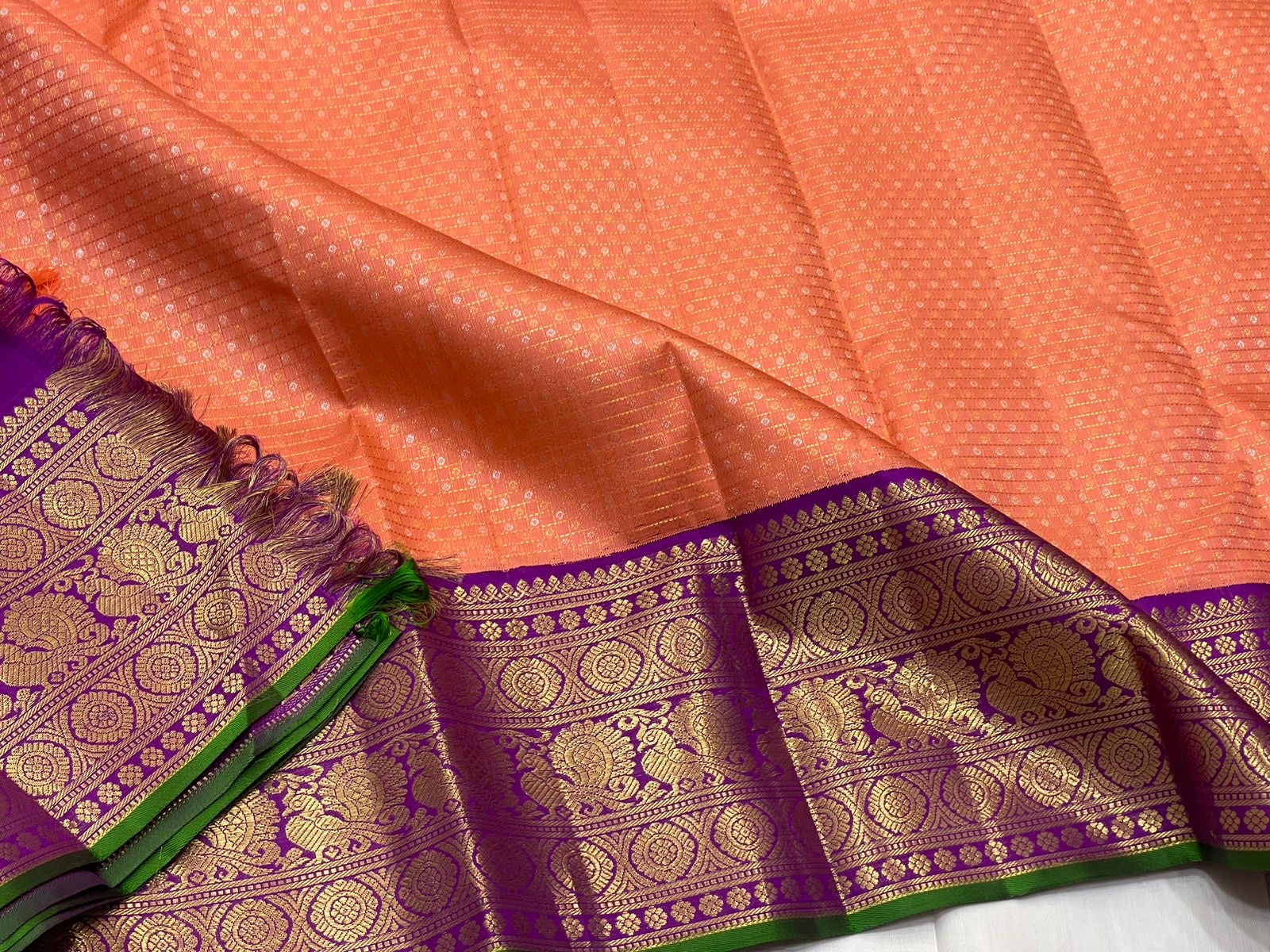 Classic Peach & Violet Elegance Kanchipuram Handloom Silk Saree SS24716