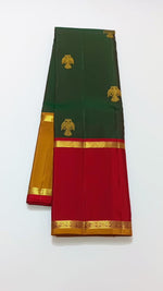 Load image into Gallery viewer, Classic Bottle Green &amp; Reddish Maroon Chocolate 3gm Zari Elegance Kanchipuram Handloom Silk Saree SS27561

