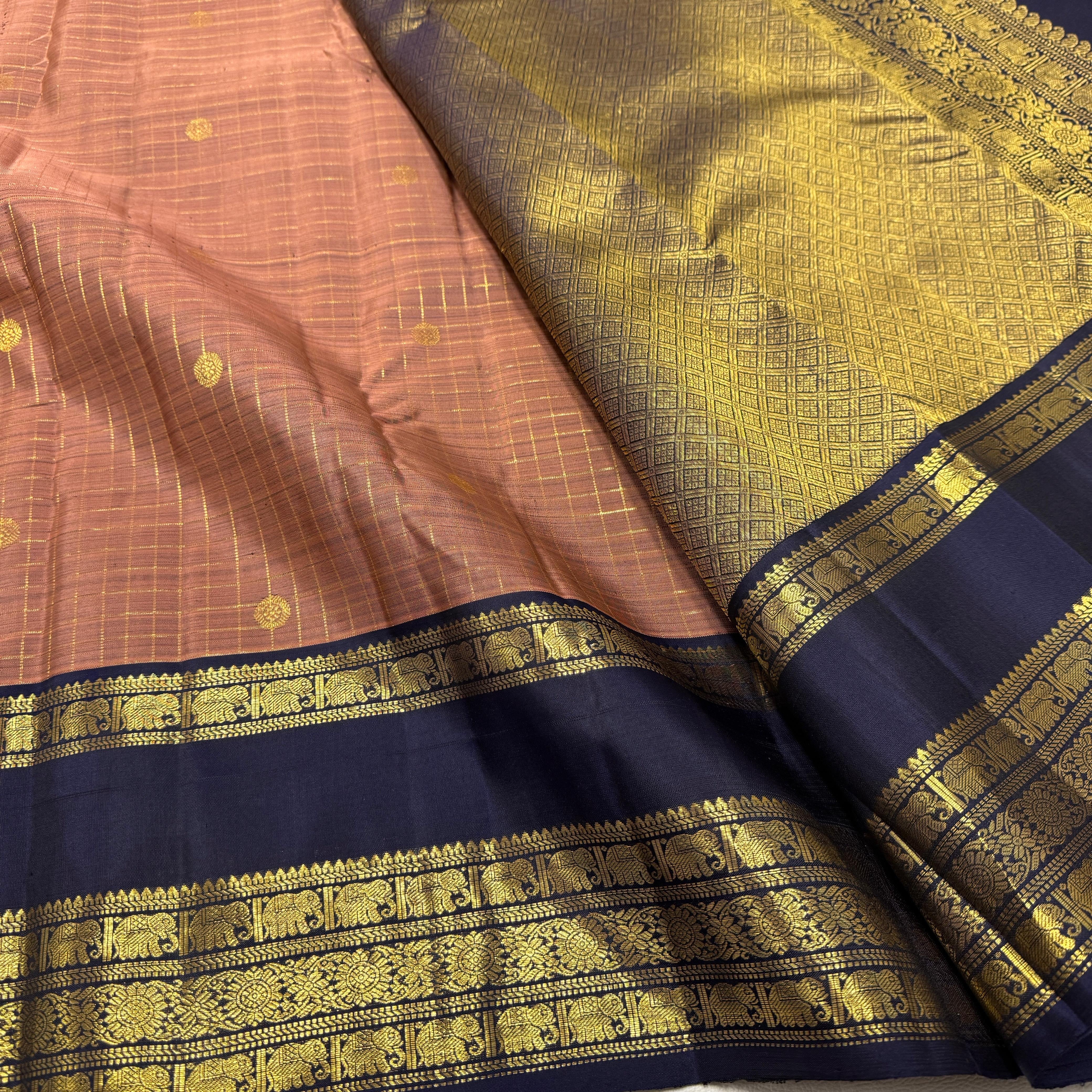 Classic Dusky Rose & Navy Blue 2gm Zari Belthari Checks Kanchipuram Handloom Silk Saree SS25730