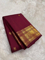 Load image into Gallery viewer, Classic Garnet Red Bridal Elegance Kanchipuram Handloom Silk Saree SS27189
