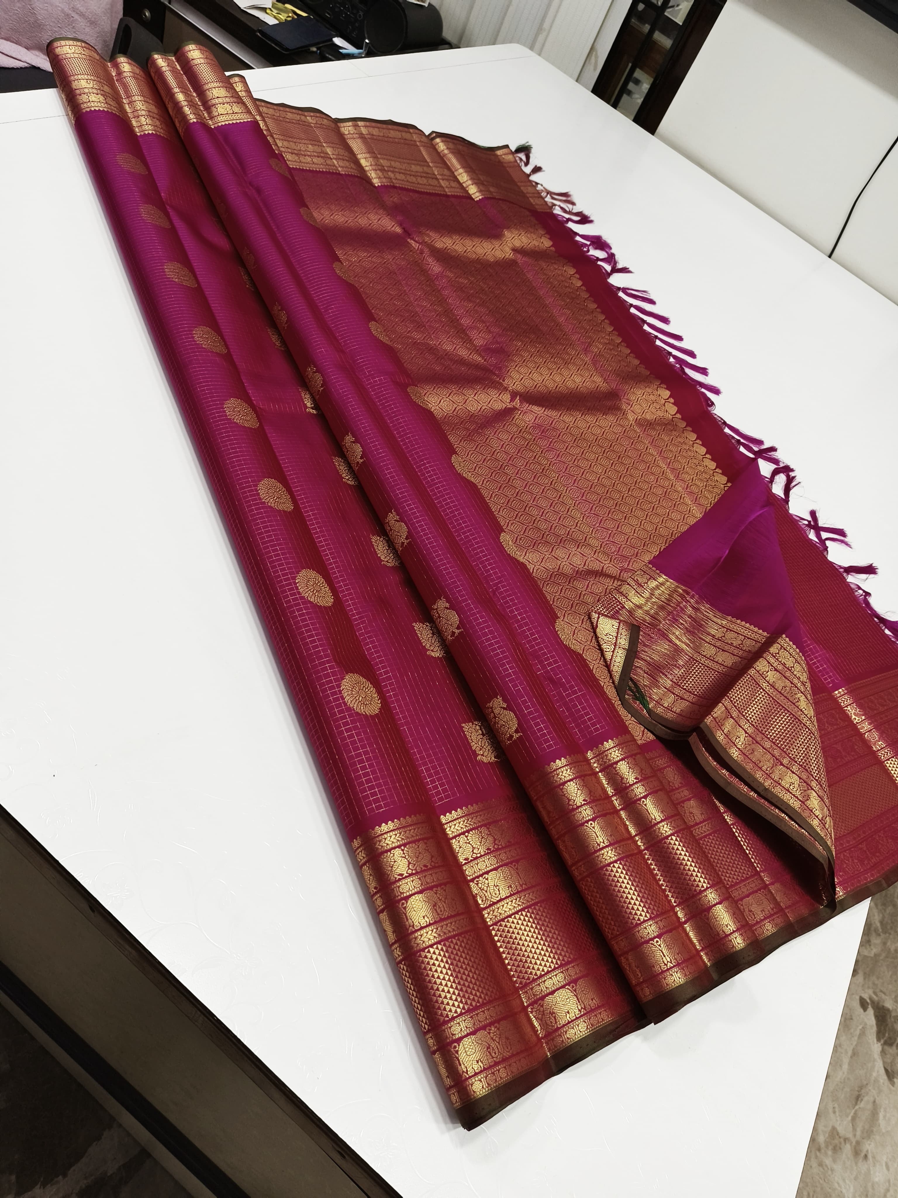 Classic Hot Pink 2gm Zari Kanchipuram Handloom Silk Saree SS26241