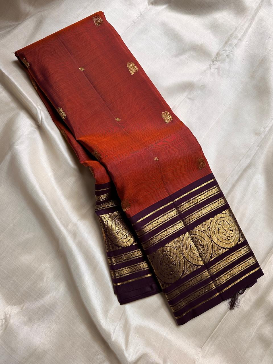 Classic Burnt Orange & Bluish Black 2gm Zari Elegance Kanchipuram Handloom Silk Saree SS24235