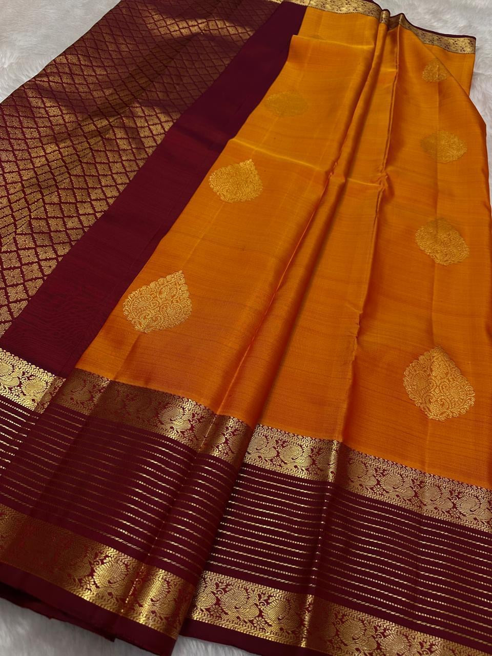 Classic Orange & Maroon Elegance Kanchipuram Handloom Silk Saree SS24533