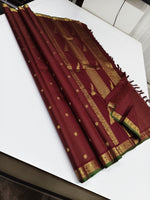 Load image into Gallery viewer, Classic Chocolate Brown 2gm Zari Kanchipuram Handloom Silk Saree SS26235
