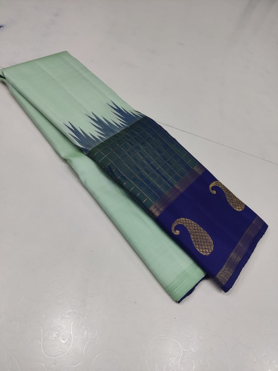 Classic Mint Green & Royal Blue 2gm Zari Korvai Elegance Kanchipuram Handloom Silk Saree SS24844