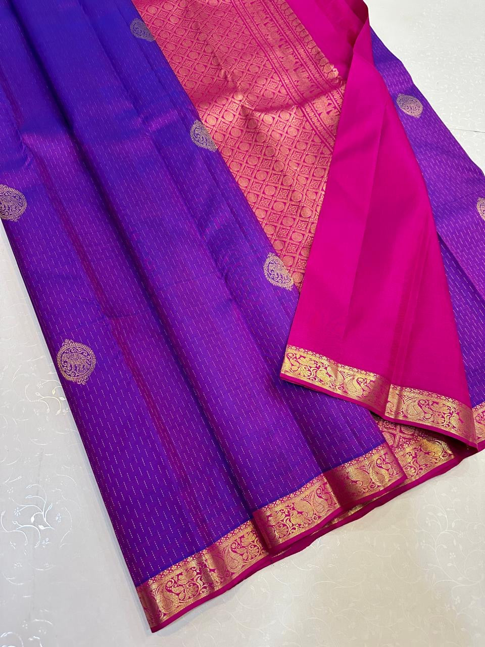 Classic Vadamalli & Dark Pink Elegance Kanchipuram Handloom Silk Saree SS24323