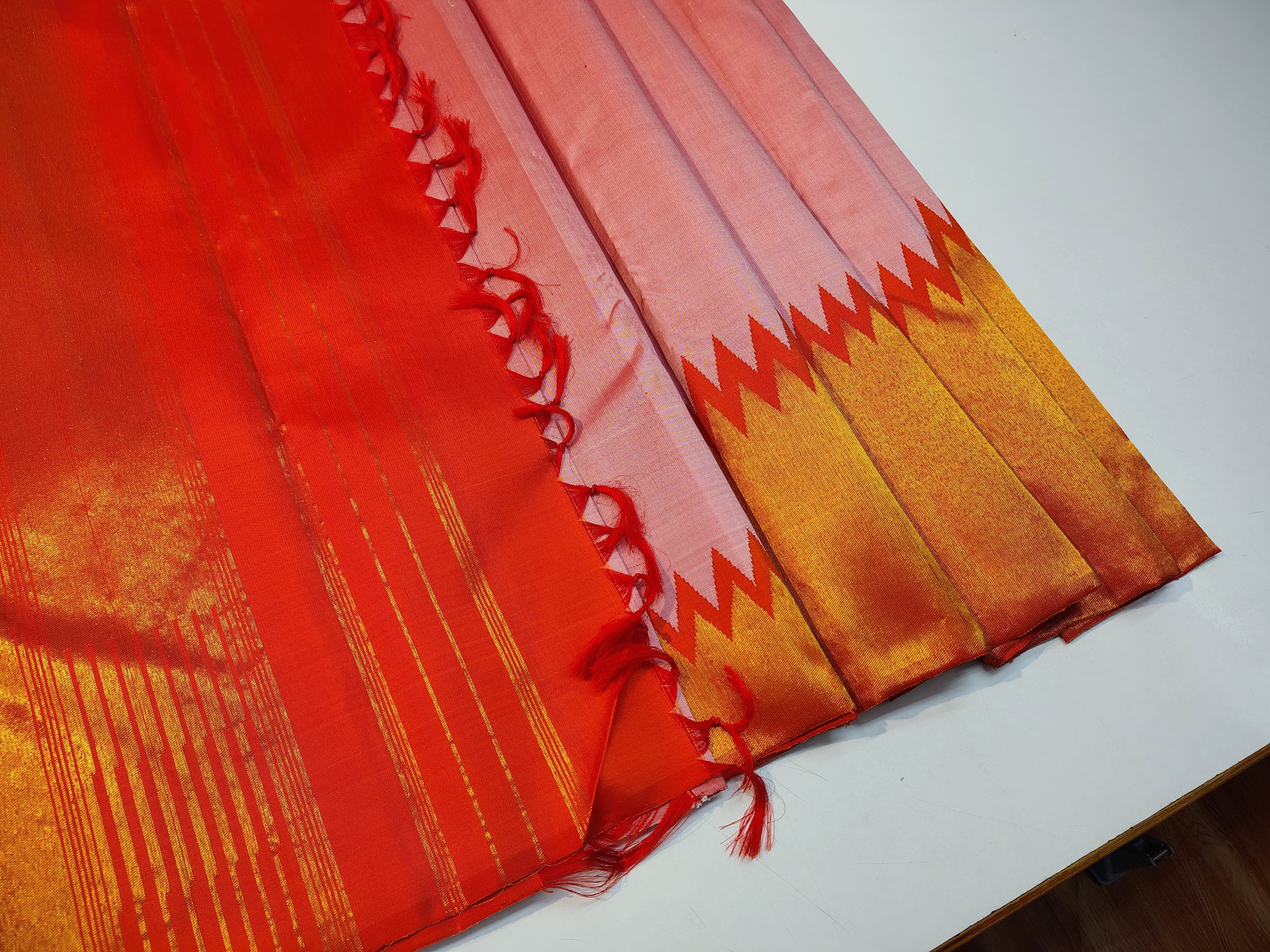 Classic Light Rose & Scarlet Red Rising Border Kanchipuram Handloom Silk Saree SS25728