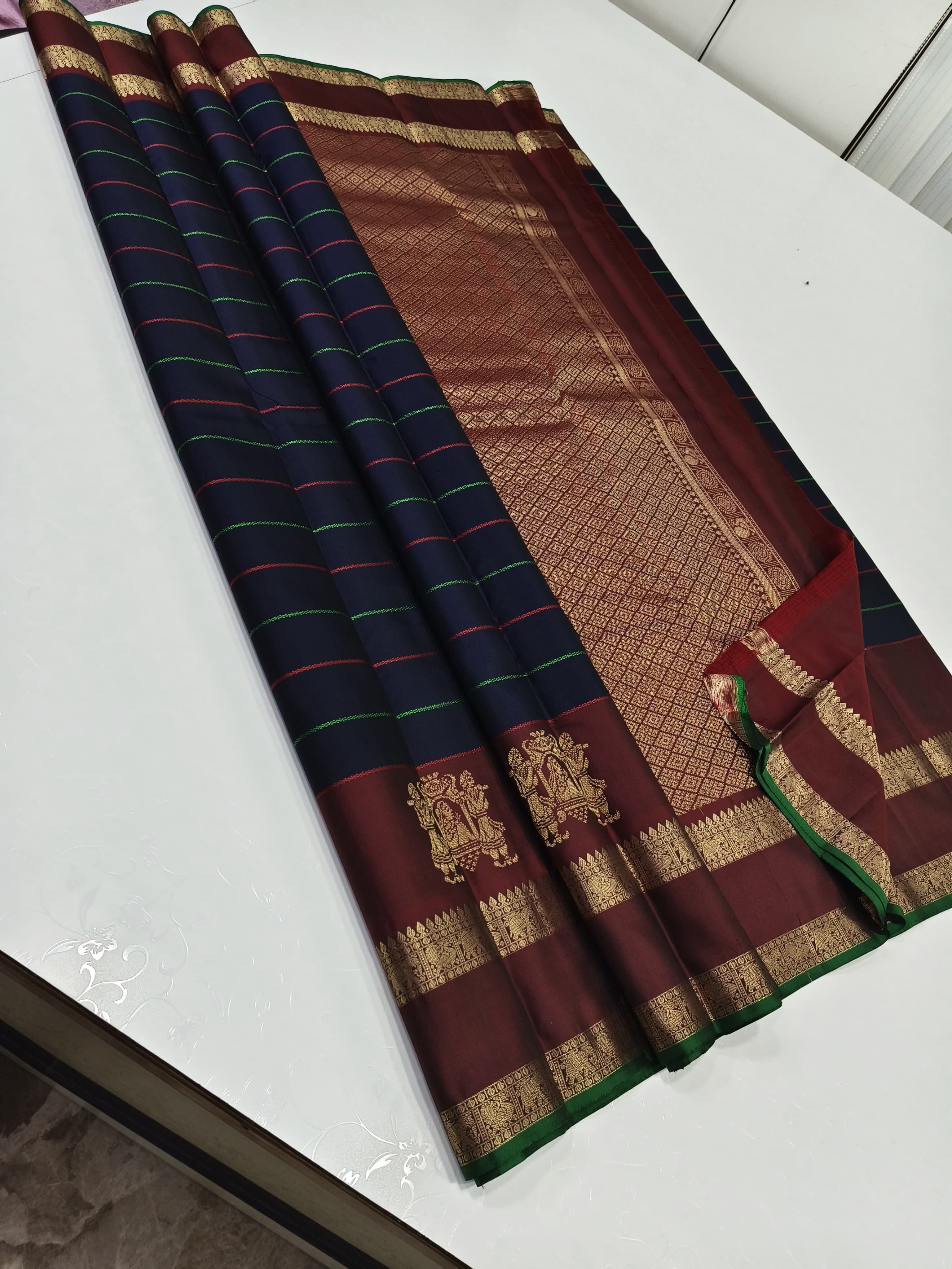 Classic Navy Blue & Brown 1gm Zari Kanchipuram Handloom Silk Saree SS25913