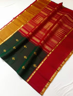 Load image into Gallery viewer, Classic Bottle Green &amp; Reddish Maroon Chocolate 3gm Zari Elegance Kanchipuram Handloom Silk Saree SS27561
