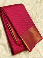 Load image into Gallery viewer, Classic Pink 2gm Zari Vaira Oosi Checks Elegance Kanchipuram Handloom Silk Saree SS24746
