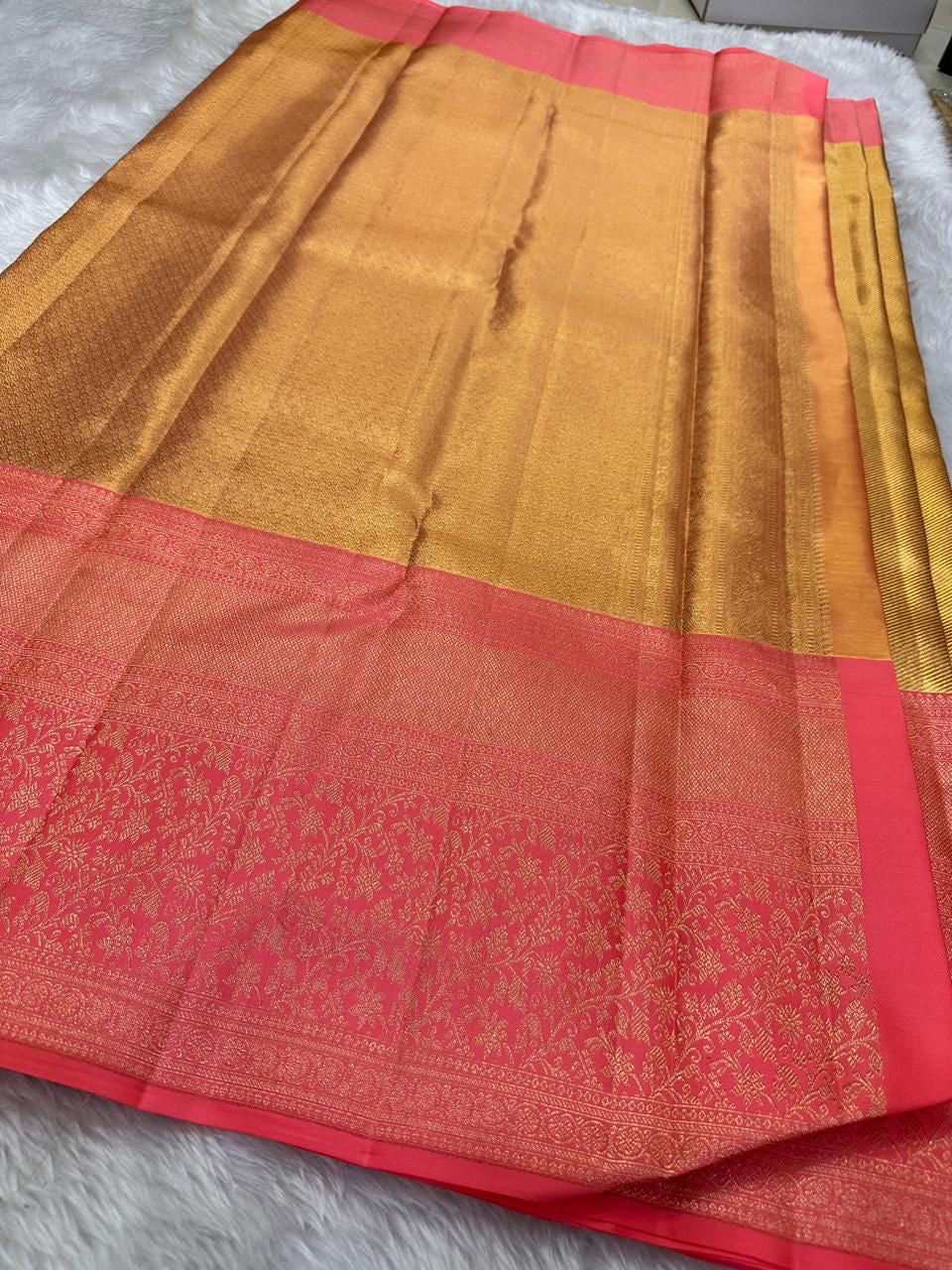 Classic Gold & Red 2gm Zari Tissue Kanchipuram Handloom Silk Saree SS26397