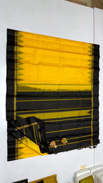 Load image into Gallery viewer, Classic Sunny Yellow &amp; Black Kanchipuram Handloom Silk Saree SS25933
