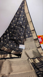 Load image into Gallery viewer, Classic Dark Charcoal Black Double Warp Elegance Kanchipuram Handloom Silk Saree SS27171
