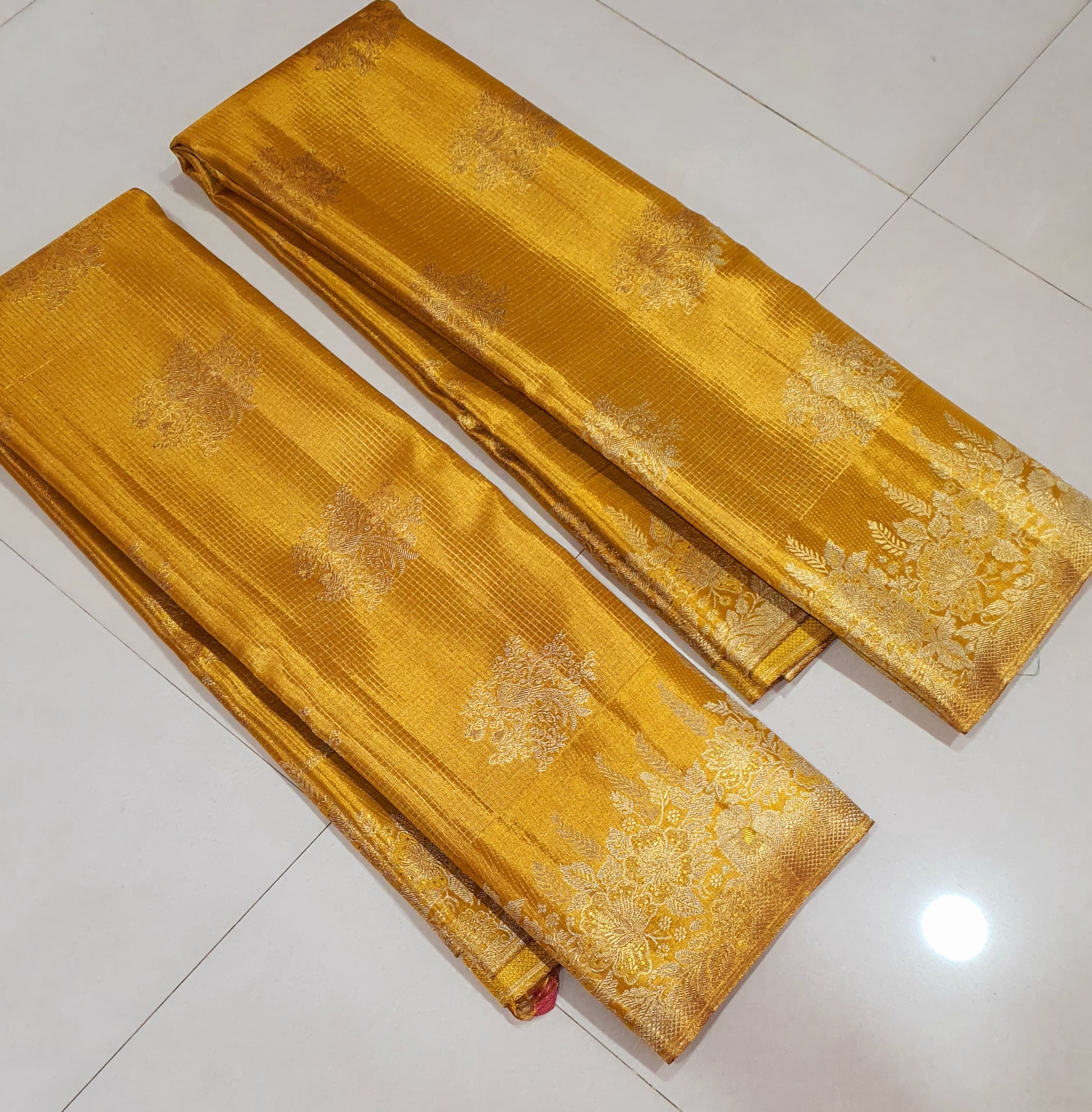 Classic Mango Yellow Vaira Oosi Bridal Elegance Kanchipuram Tissue Handloom Silk Saree SS25767