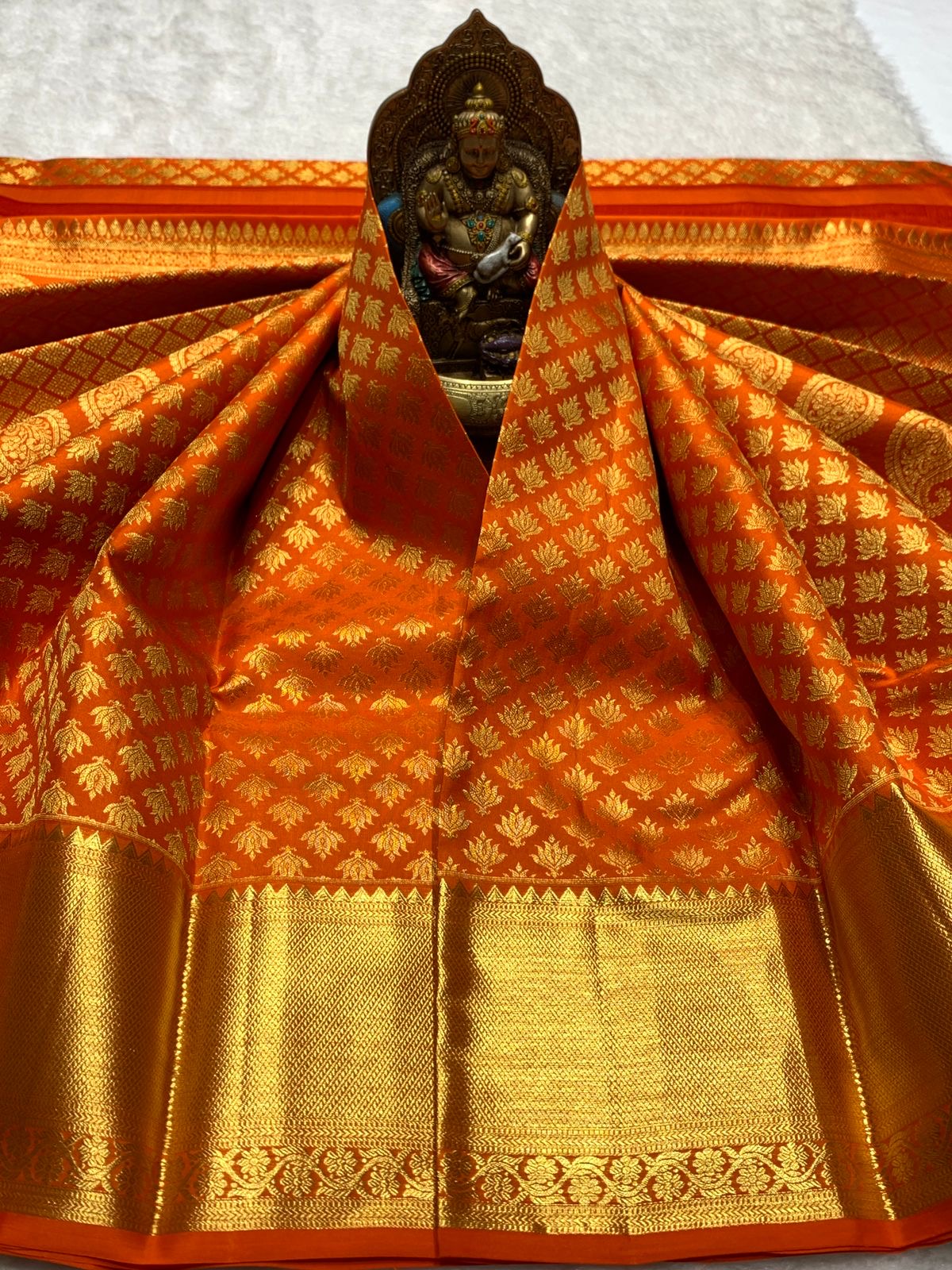 Classic Orange 2gm Zari Bridal Elegance Kanchipuram Handloom Silk Saree SS25817
