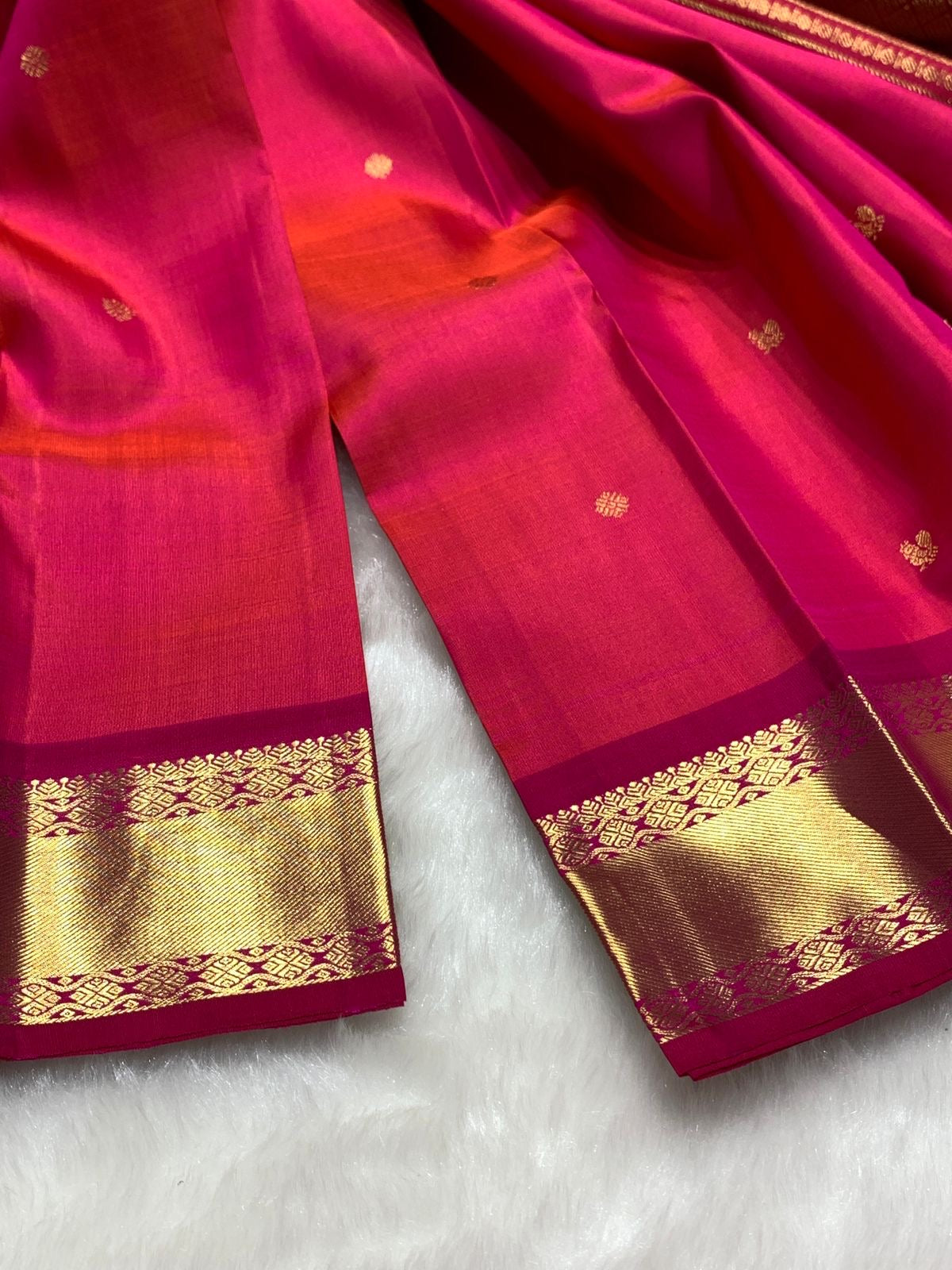 Classic Deep Pink 2gm Zari Kanchipuram Handloom Silk Saree SS25989