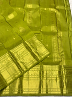 Load image into Gallery viewer, Classic Olive Green 2gm Zari Bridal Elegance Kanchipuram Handloom Silk Saree SS28256
