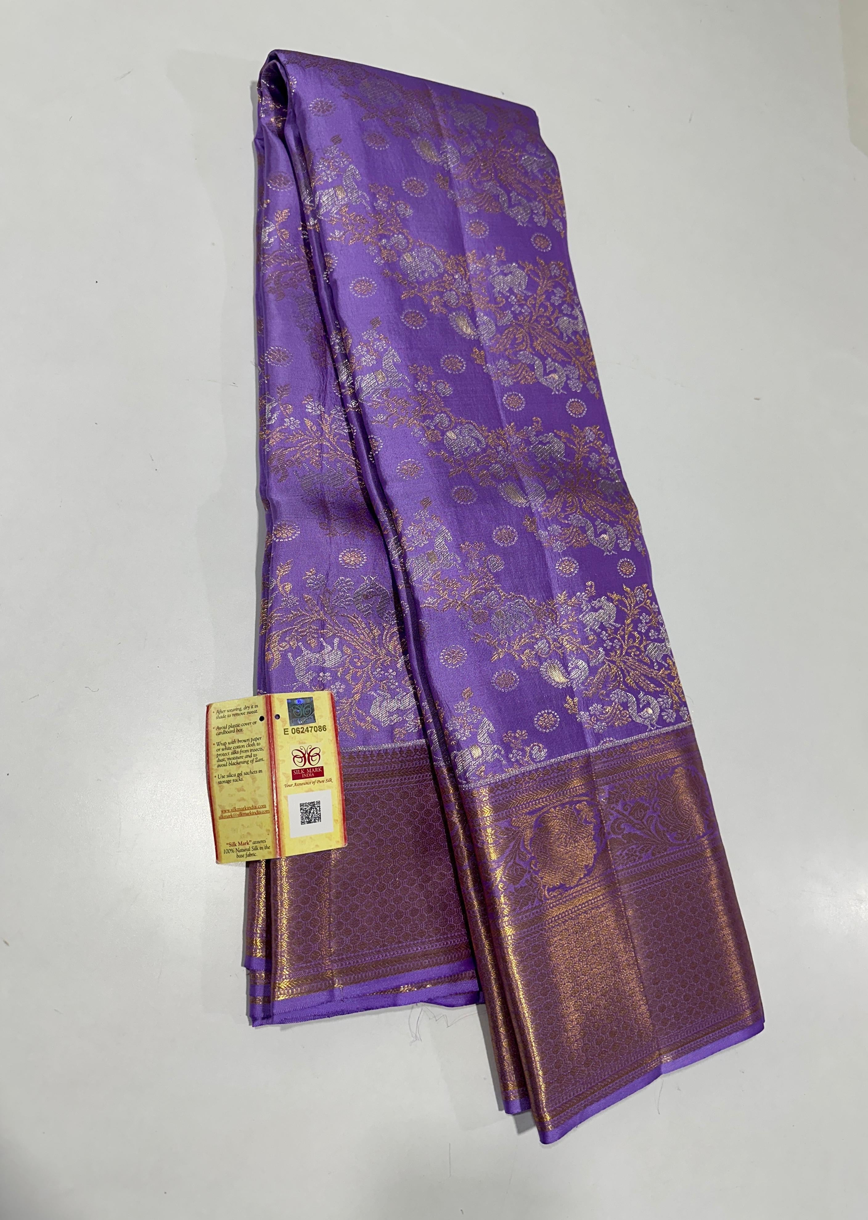 Classic Lavender Bridal Elegance Kanchipuram Handloom Silk Saree SS24835