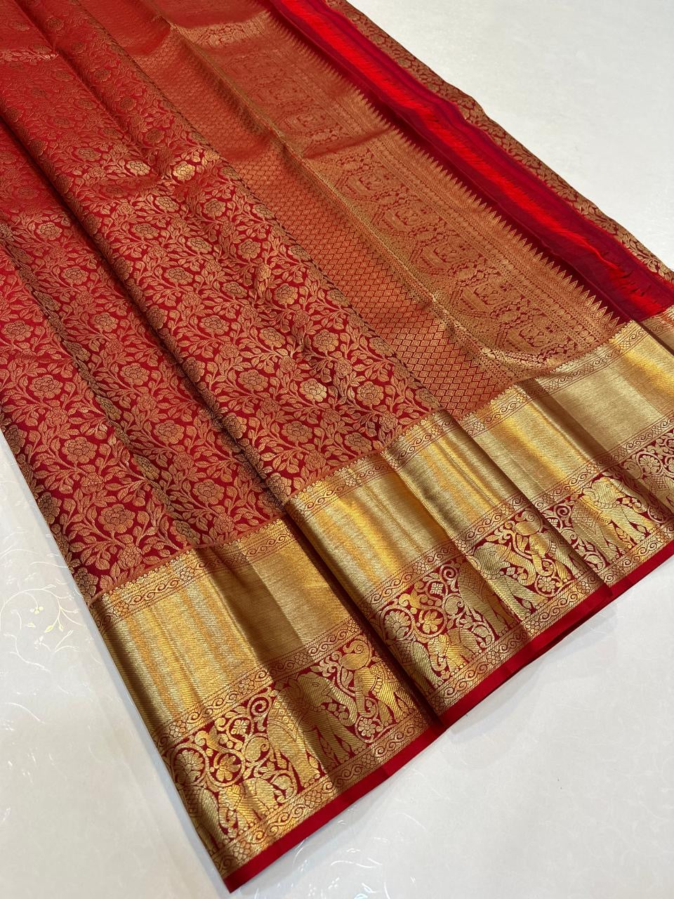 Classic Blood Red Bridal Elegance Kanchipuram Handloom Silk Saree SS26640