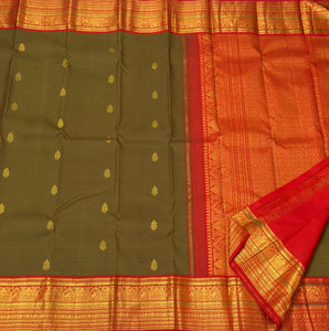 Classic Moss Green & Orange 1gm Zari Korvai Bridal Elegance Kanchipuram Handloom Silk Saree SS24481