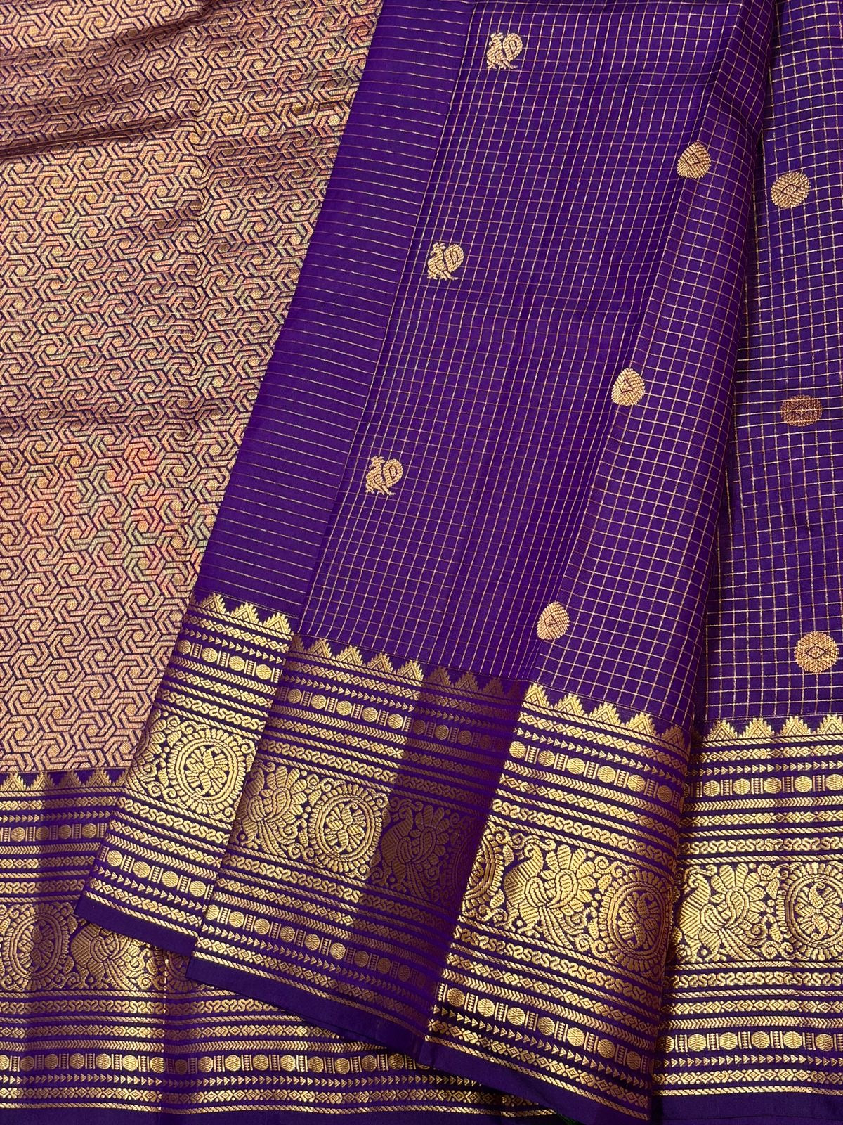 Classic Violet 1gm Zari Vaira Oosi Kanchipuram Handloom Silk Saree SS26651