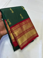 Load image into Gallery viewer, Classic Dark Green &amp; Red 2gm Zari Elegance Kanchipuram Handloom Silk Saree SS23780
