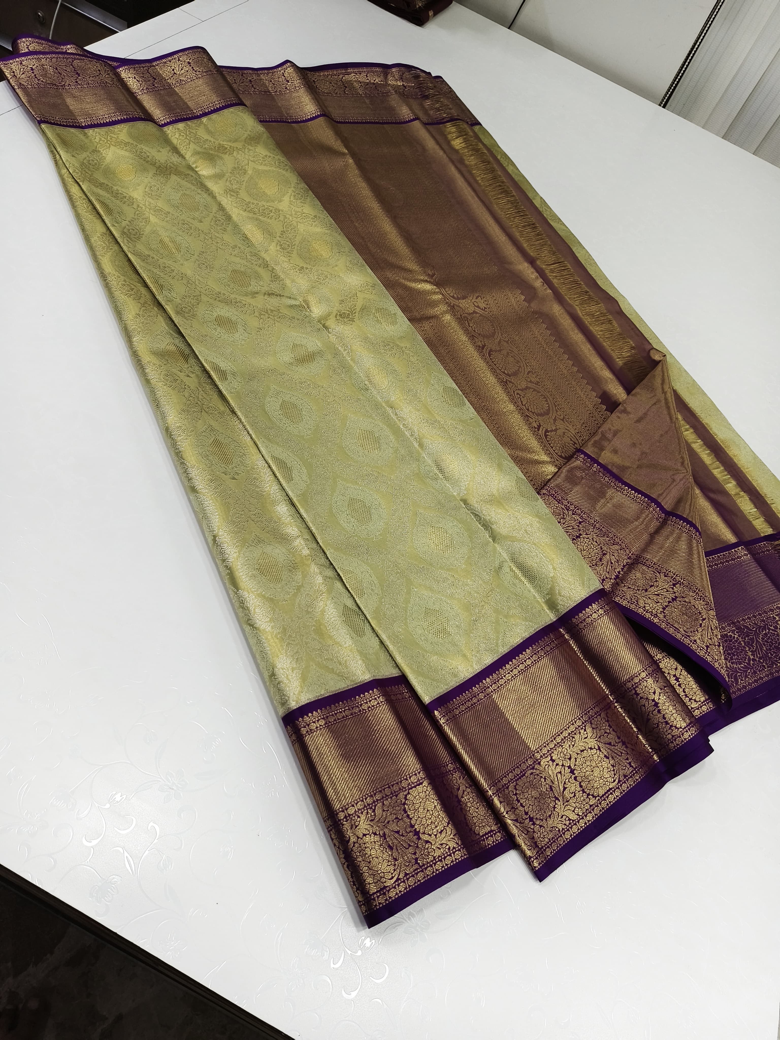 Classic Champagne & Dark Violet 2gm Zari Bridal Elegance Kanchipuram Handloom Silk Saree SS23868