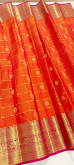 Load image into Gallery viewer, Classic Orange &amp; Rani Pink 2gm Zari Vaira Oosi Elegance Kanchipuram Handloom Silk Saree SS25268
