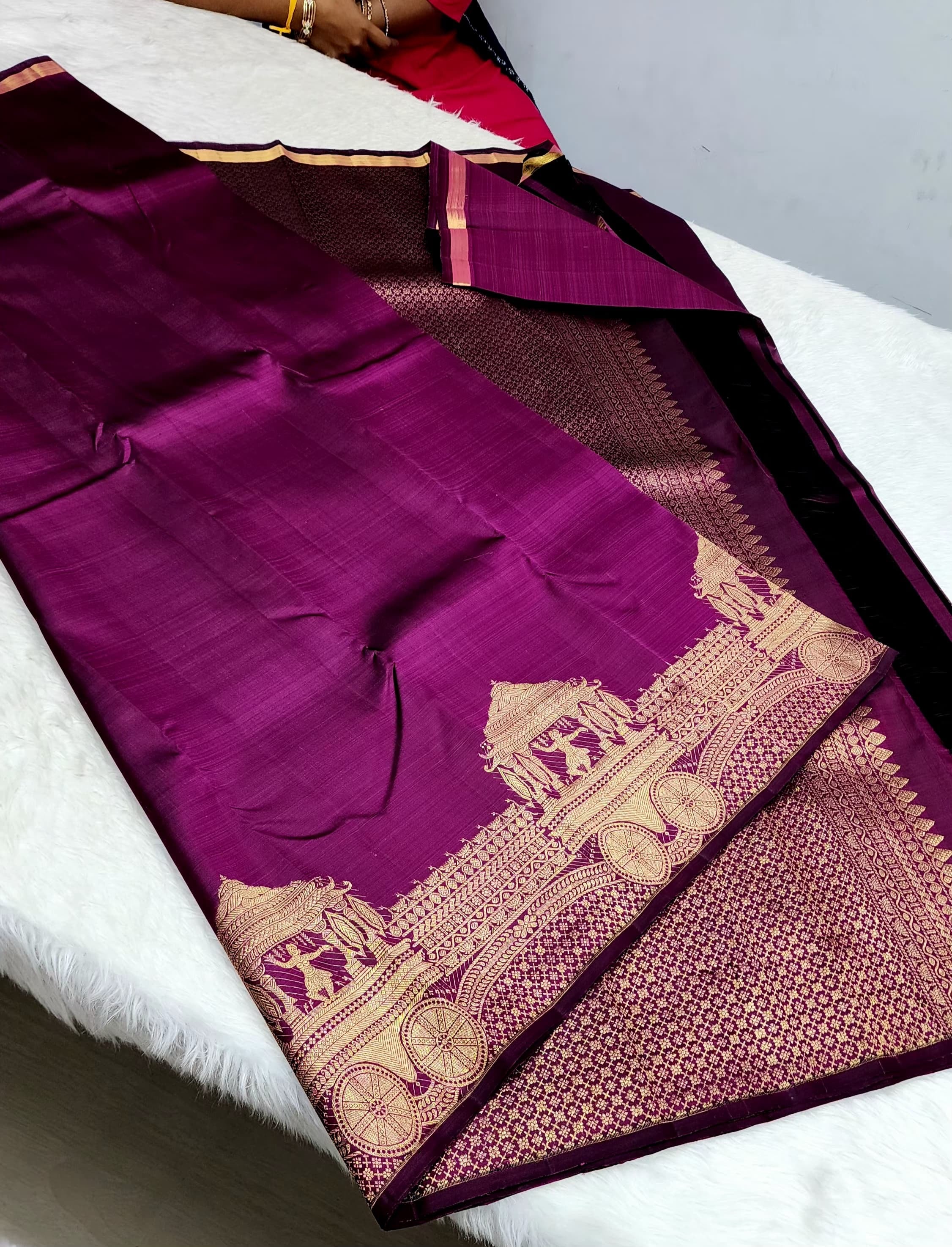 Classic Berry Wine 2gm Zari Bridal Elegance Kanchipuram Handloom Silk Saree SS24722