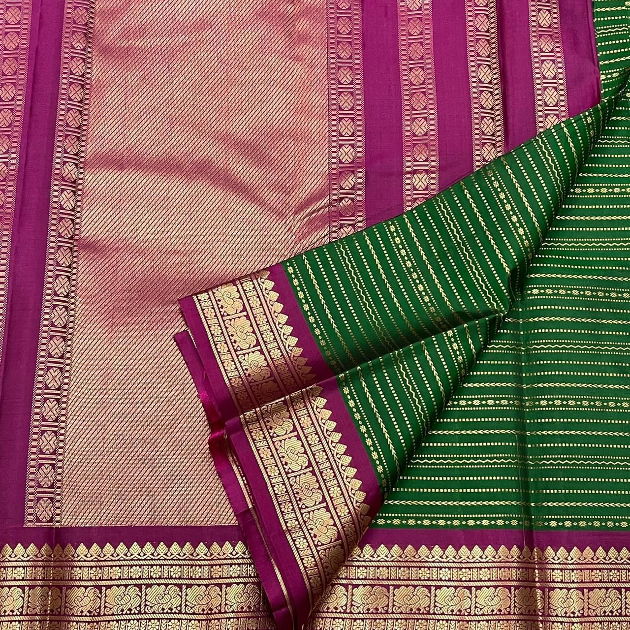 Classic Bottle Green & Wine Red Elegance Kanchipuram Handloom Silk Saree SS24456