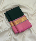 Load image into Gallery viewer, Classic Bottle Green &amp; Baby Pink 1gm Zari Korvai Elegance Kanchipuram Handloom Silk Saree SS27514
