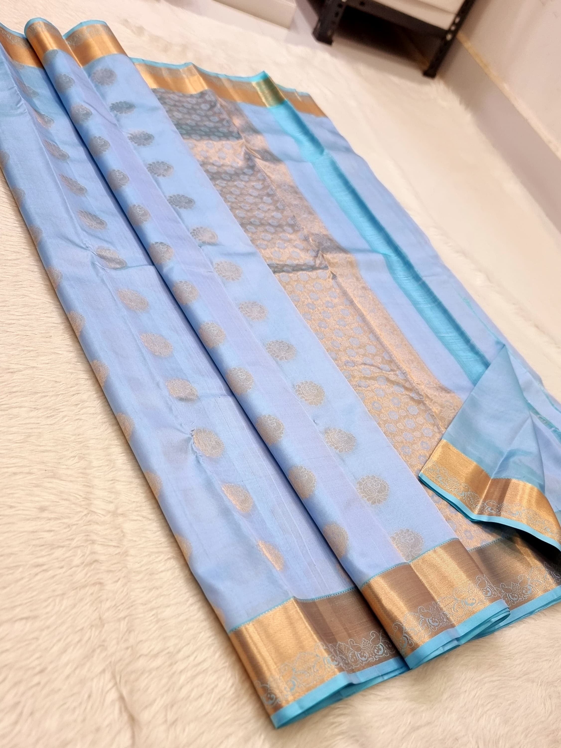 Classic Ice Blue Elegance Kanchipuram Silk Saree SS23827